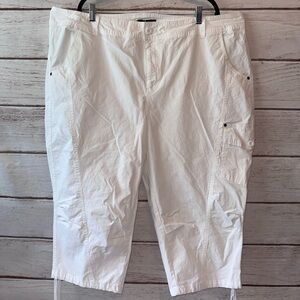 Ellos Women’s White Cargo Capri Pants - Size 26 Lightweight Summer Beach Vacay